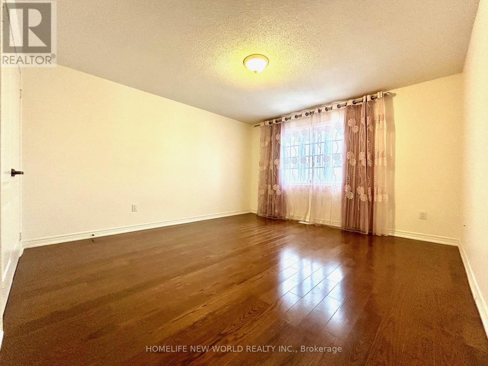 64 Thomas Foster Street, Markham, Ontario  L6C 2N6 - Photo 16 - N12499694