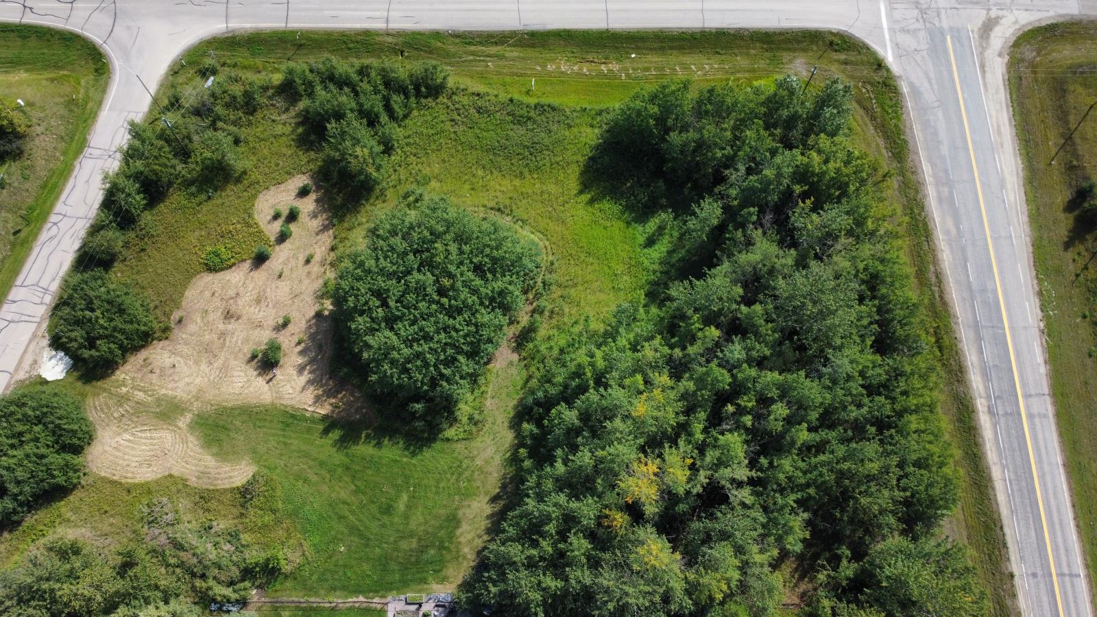 487  Lakeside Drive, Parkland County, Alberta  T7Z 2T7 - Photo 4 - 43688876