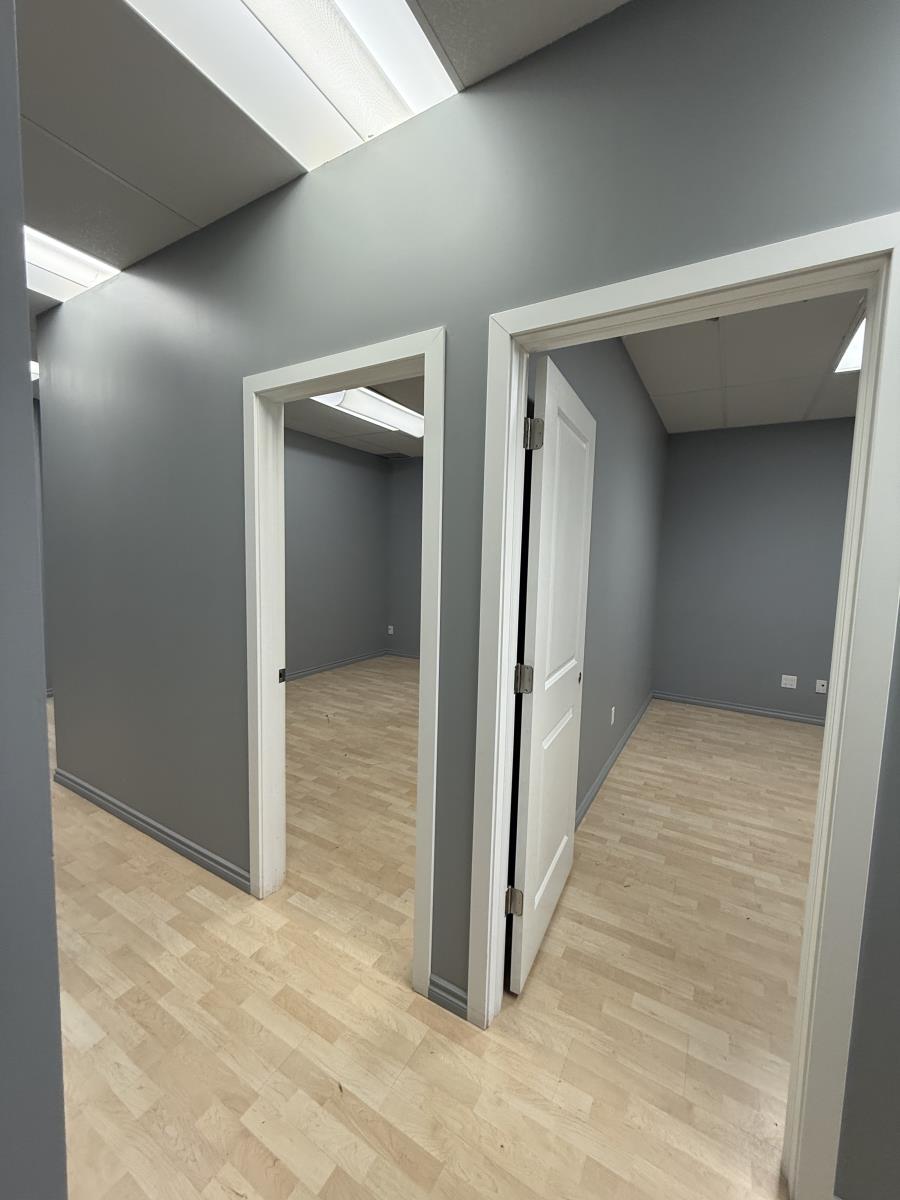 6924  Roper Road, Edmonton, Alberta  T6B 3H9 - Photo 6 - 43689609