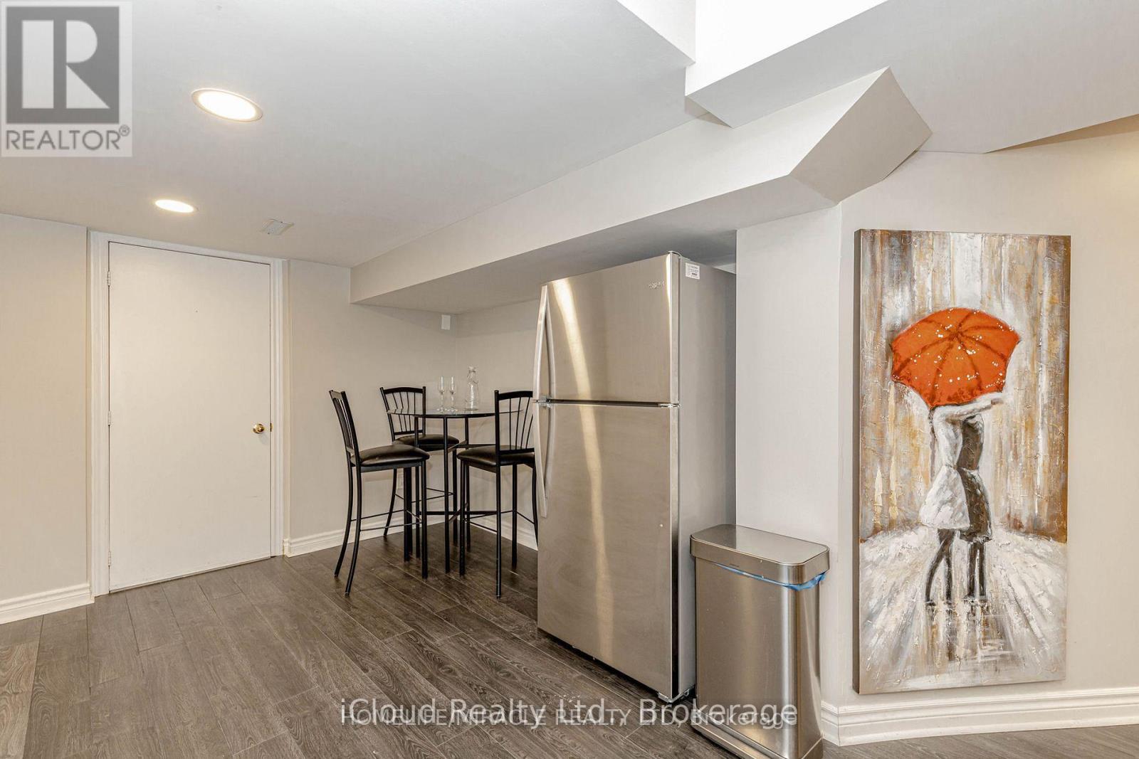 32 Masters Green Lower Crescent, Brampton, Ontario  L7A 3K6 - Photo 11 - W12649596