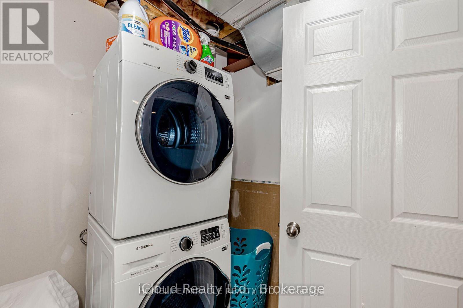 32 Masters Green Lower Crescent, Brampton, Ontario  L7A 3K6 - Photo 17 - W12649596