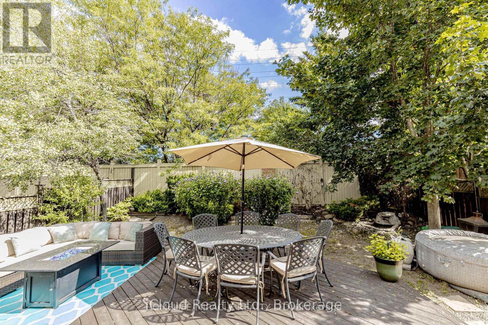 32 Masters Green Lower Crescent, Brampton, Ontario  L7A 3K6 - Photo 19 - W12649596