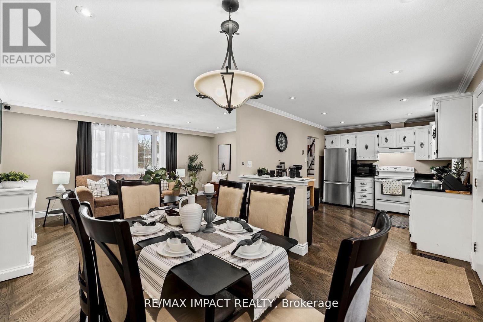 1158 Weller Street, Peterborough, Ontario  K9J 7M8 - Photo 7 - X12649636