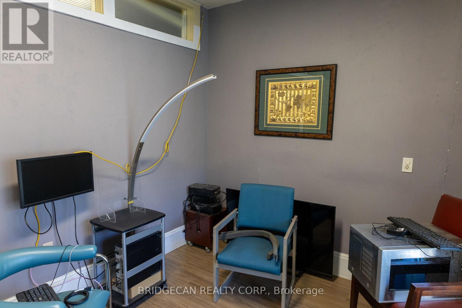 7 Welland Avenue, St. Catharines, Ontario  L2R 2L8 - Photo 15 - X12649642