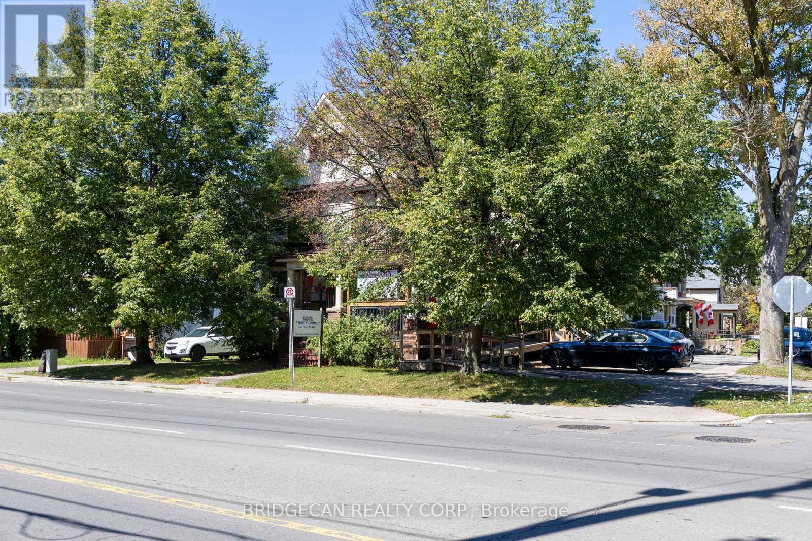 7 Welland Avenue, St. Catharines, Ontario  L2R 2L8 - Photo 21 - X12649642