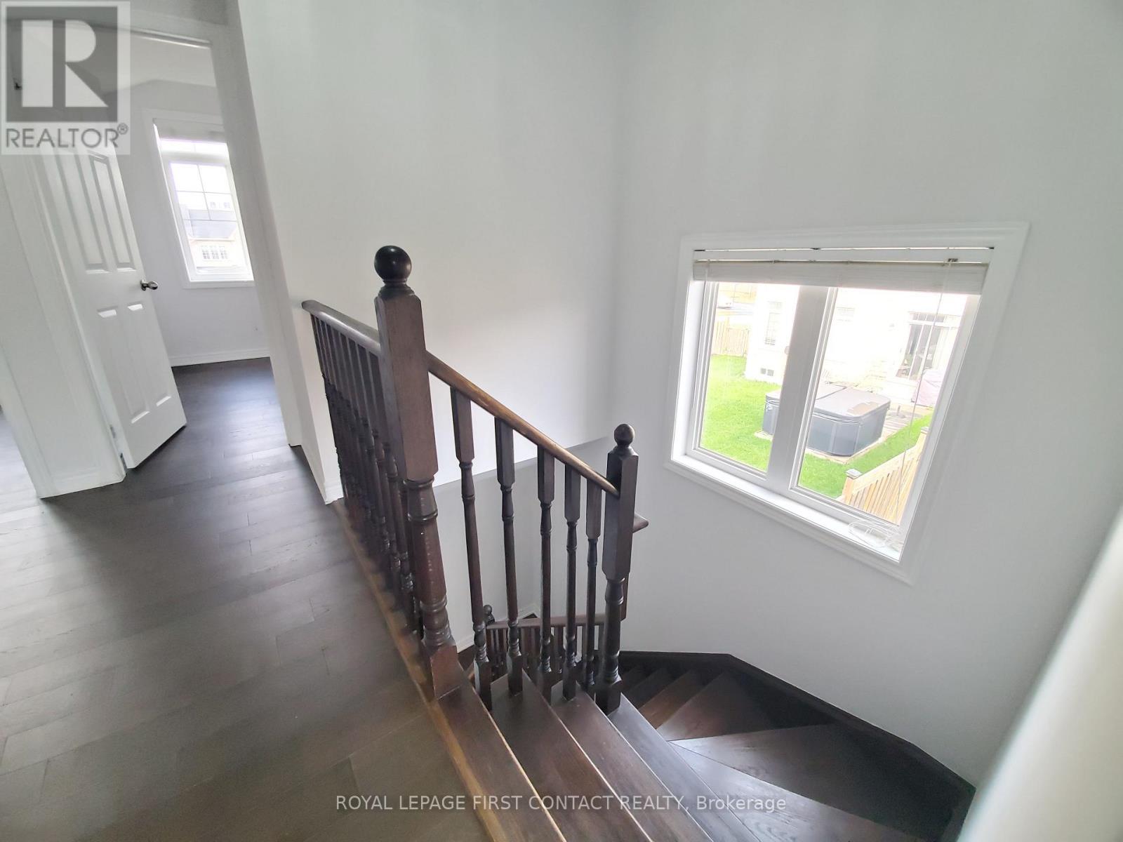 87 Pearcey Crescent, Barrie, Ontario  L4N 6R7 - Photo 11 - S12649632