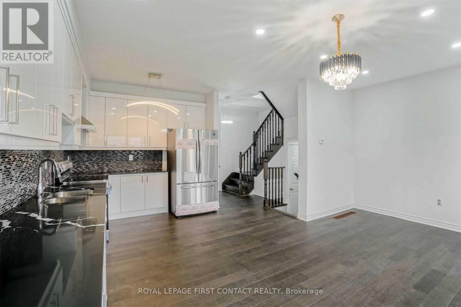 87 Pearcey Crescent, Barrie, Ontario  L4N 6R7 - Photo 8 - S12649632