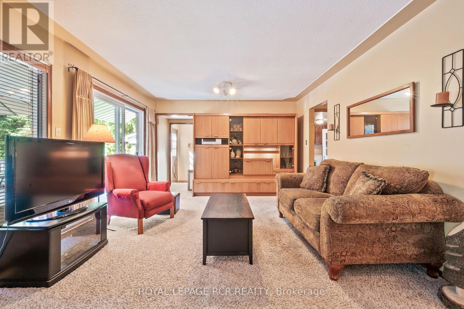 5396 Wellington 49 Road, Guelph/eramosa, Ontario  N0B 2K0 - Photo 7 - X12442404