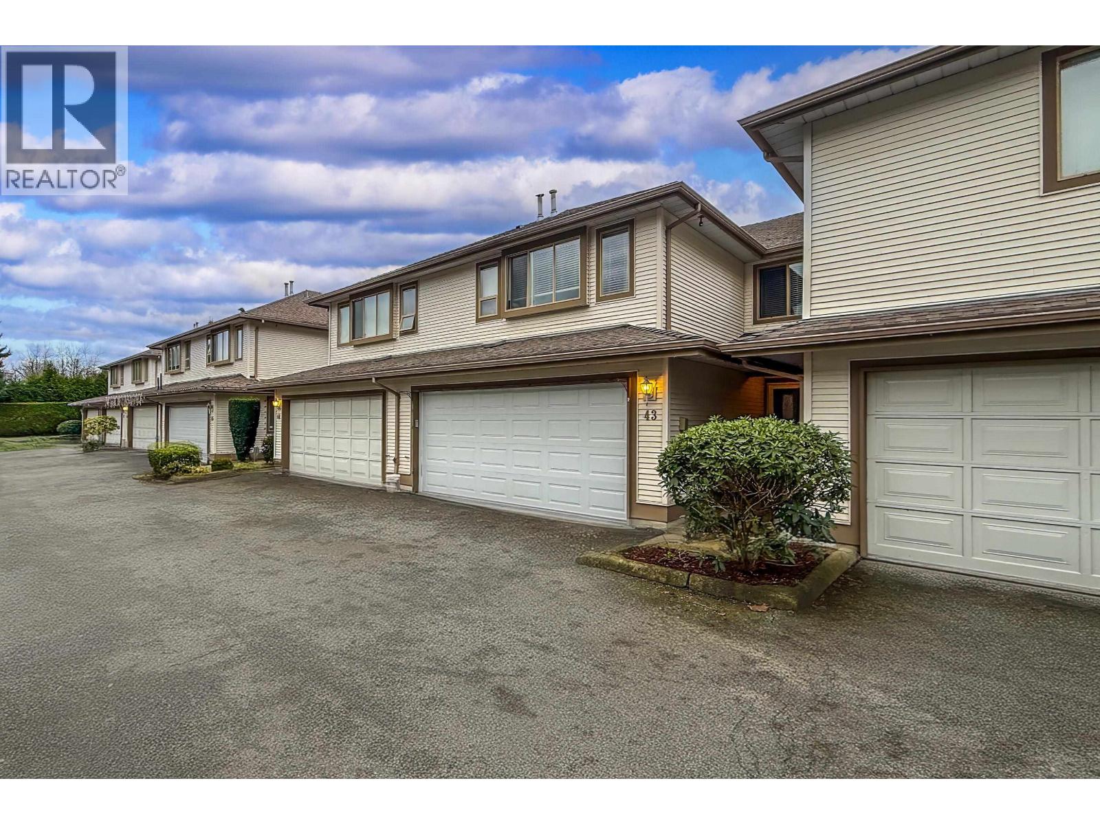 43 22280 124th Avenue Avenue, Maple Ridge, British Columbia  V2X 4J5 - Photo 2 - R3074929