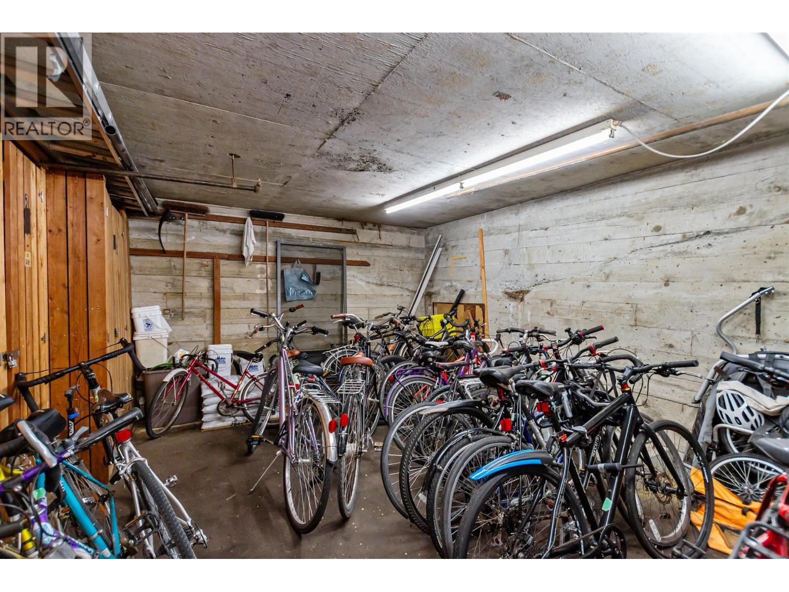 207 2025 W 2nd Avenue, Vancouver, British Columbia  V6J 1J6 - Photo 16 - R3074933