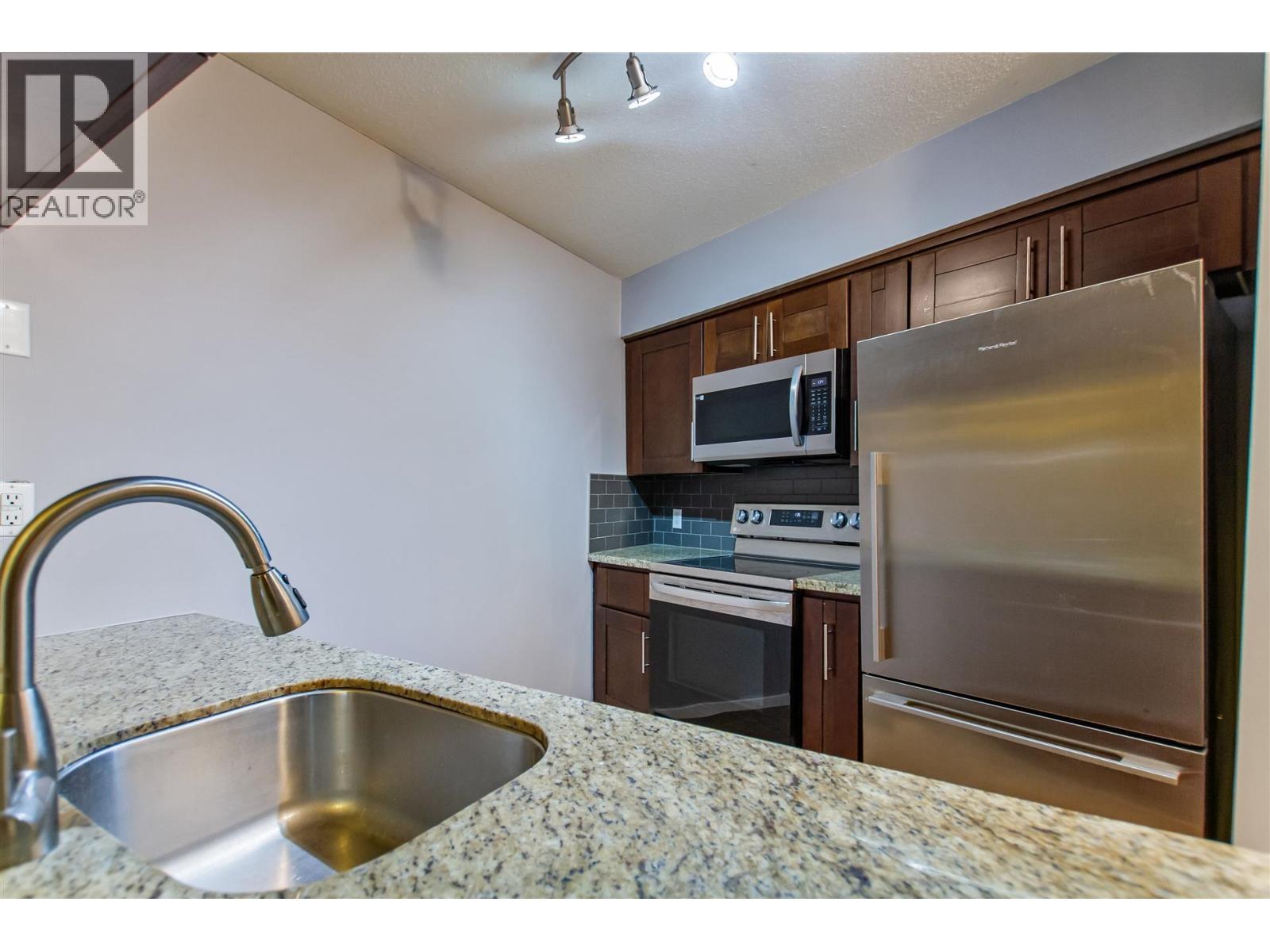 201 2222 Prince Edward Street, Vancouver, British Columbia  V5T 4M6 - Photo 10 - R3074938