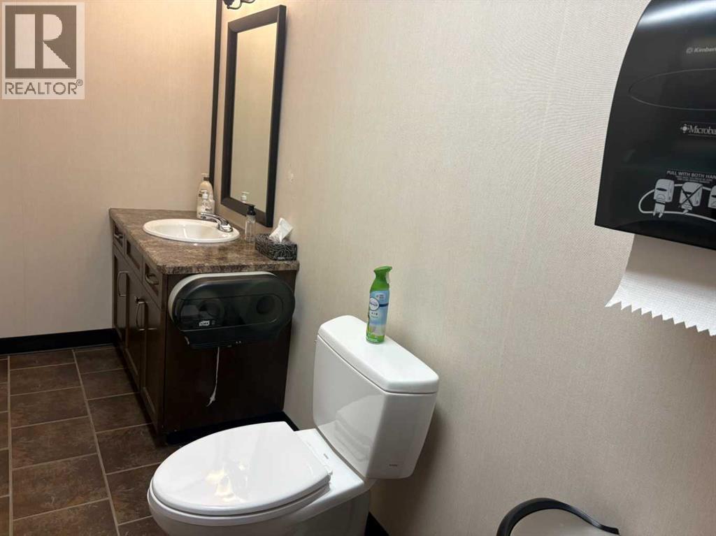 201-205 2 Street Ne, Slave Lake, Alberta  T0G 2A2 - Photo 15 - A2271900