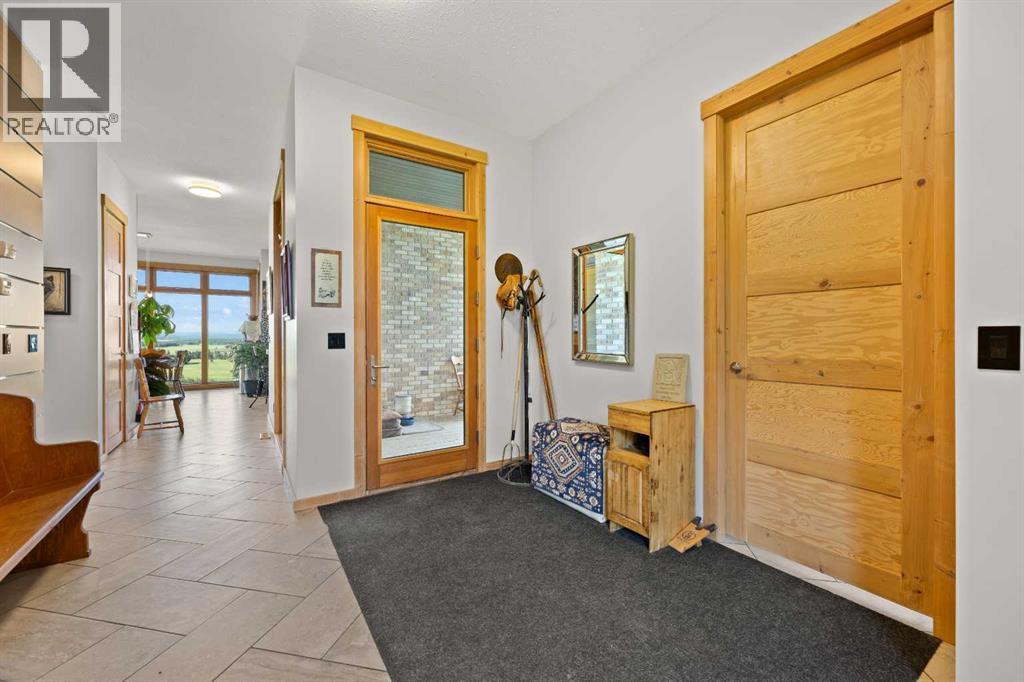 6029 Township Road 332, Rural Mountain View County, Alberta  T0M 1X0 - Photo 10 - A2257709