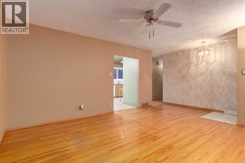 7404 Farrell Road Se, Calgary, Alberta  T2H 0T6 - Photo 6 - A2274181