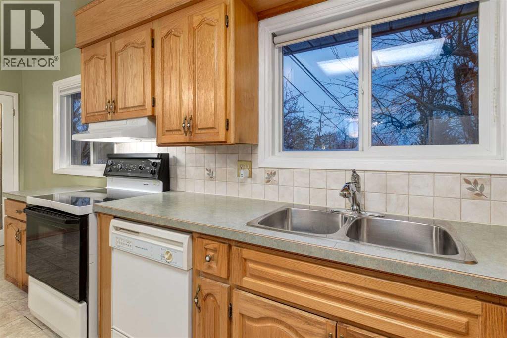 7404 Farrell Road Se, Calgary, Alberta  T2H 0T6 - Photo 8 - A2274181