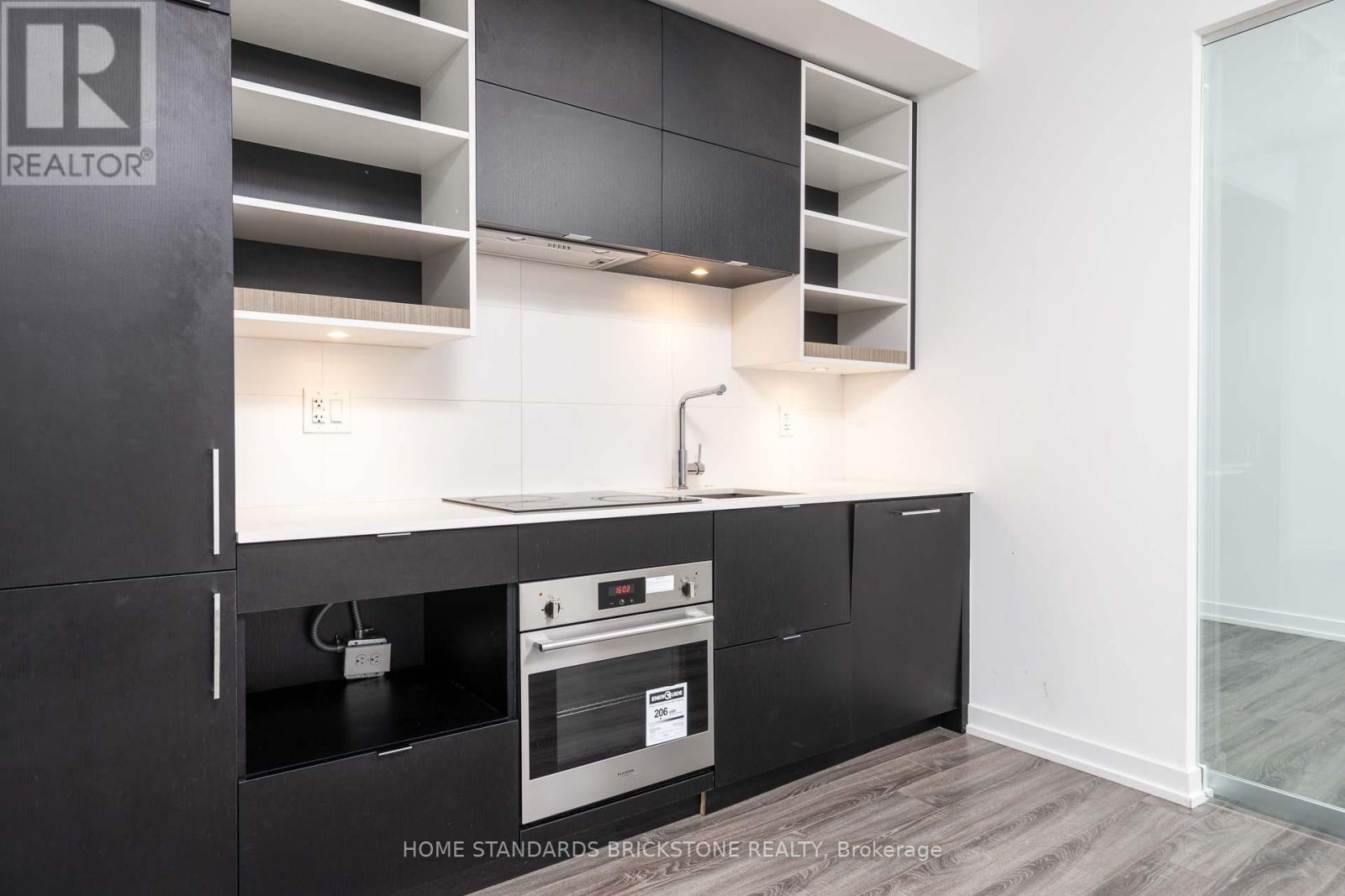 510 - 20 Edward Street, Toronto, Ontario  M5G 0C5 - Photo 11 - C12649658