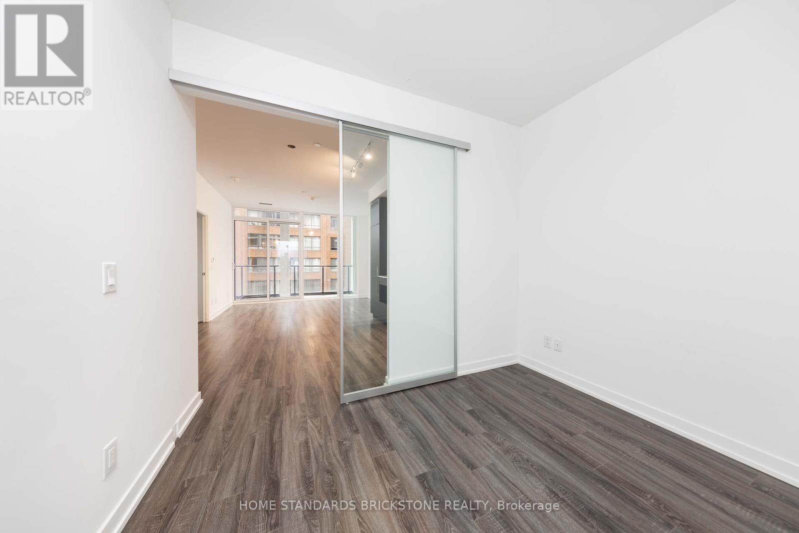 510 - 20 Edward Street, Toronto, Ontario  M5G 0C5 - Photo 16 - C12649658