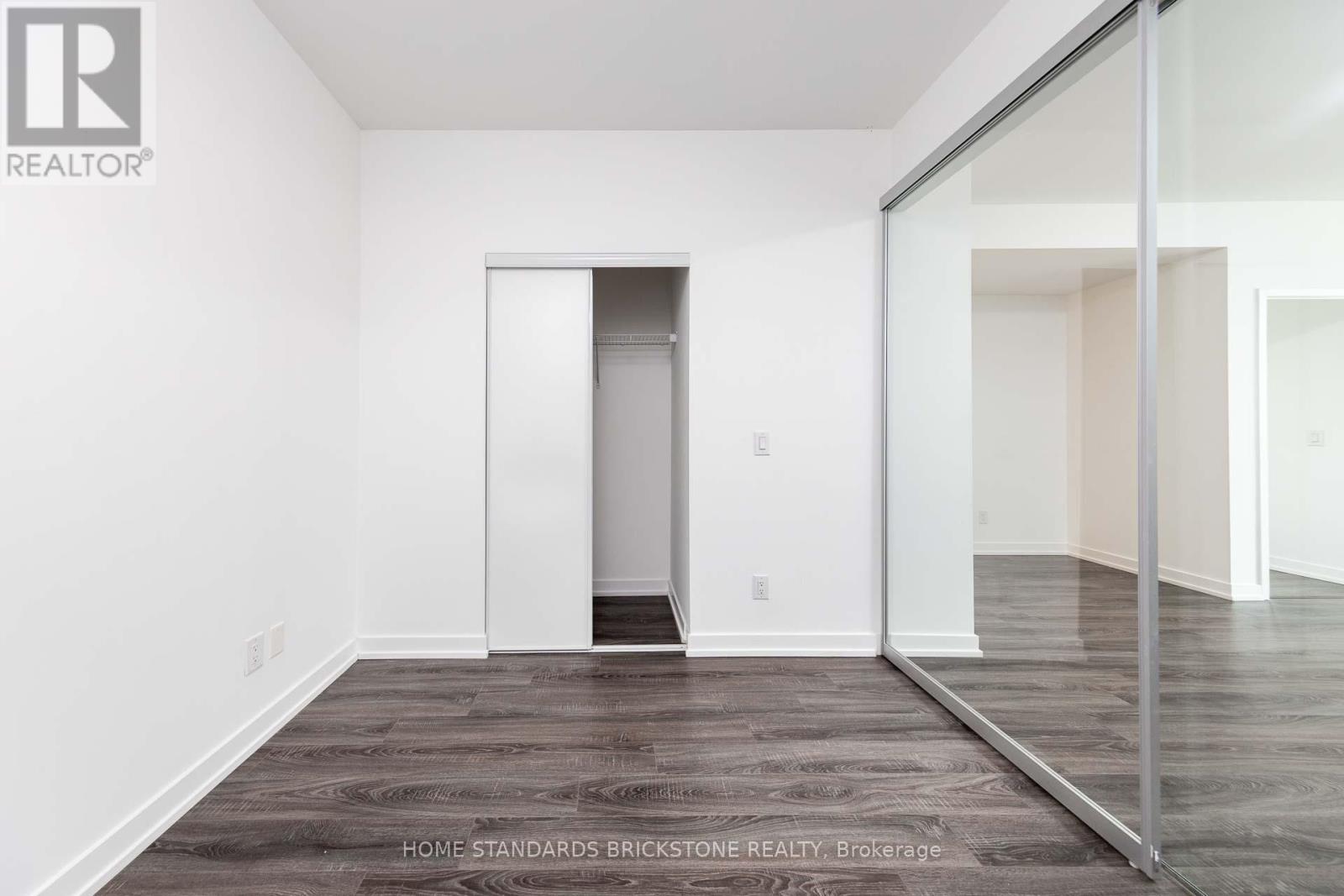 510 - 20 Edward Street, Toronto, Ontario  M5G 0C5 - Photo 18 - C12649658