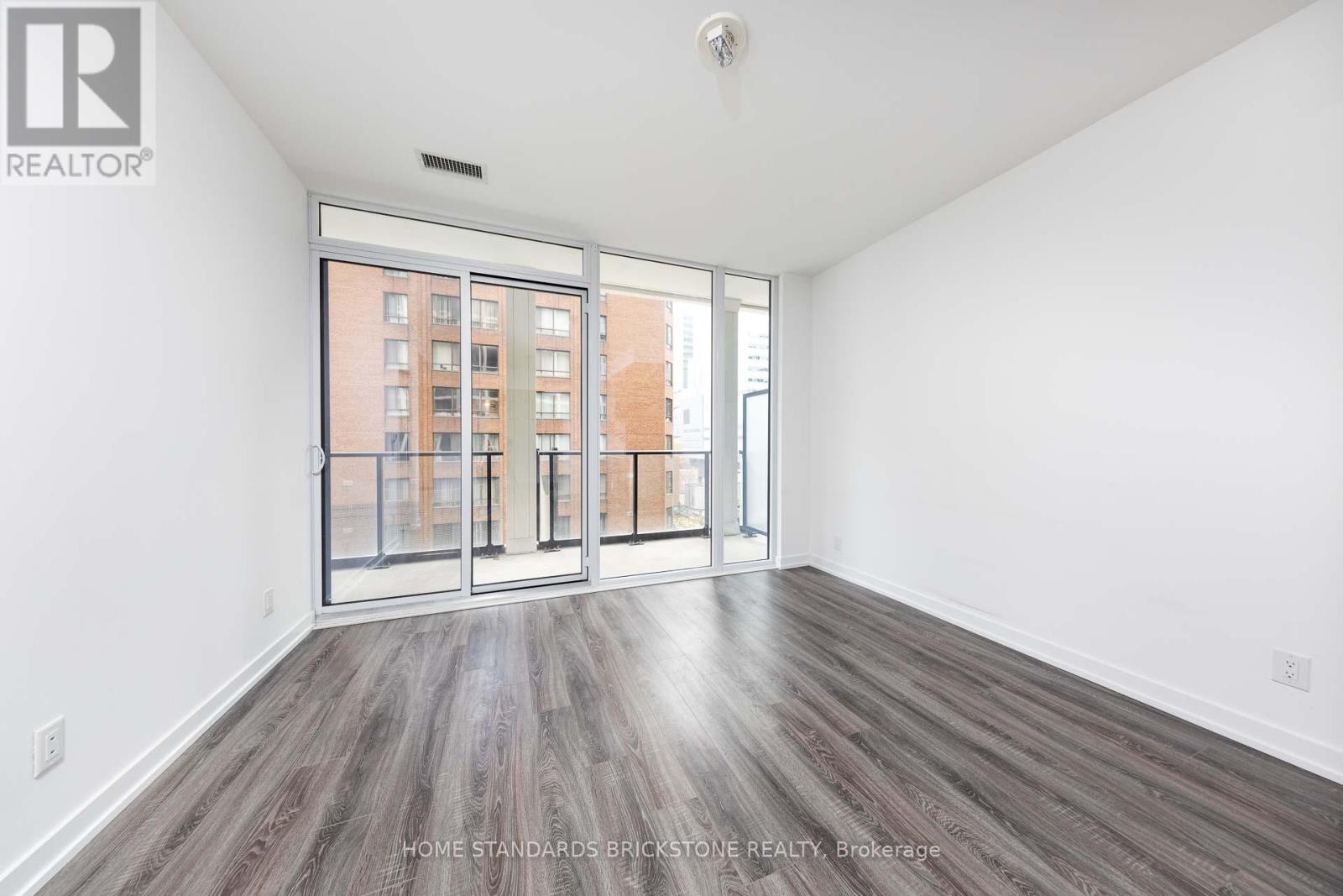 510 - 20 Edward Street, Toronto, Ontario  M5G 0C5 - Photo 21 - C12649658