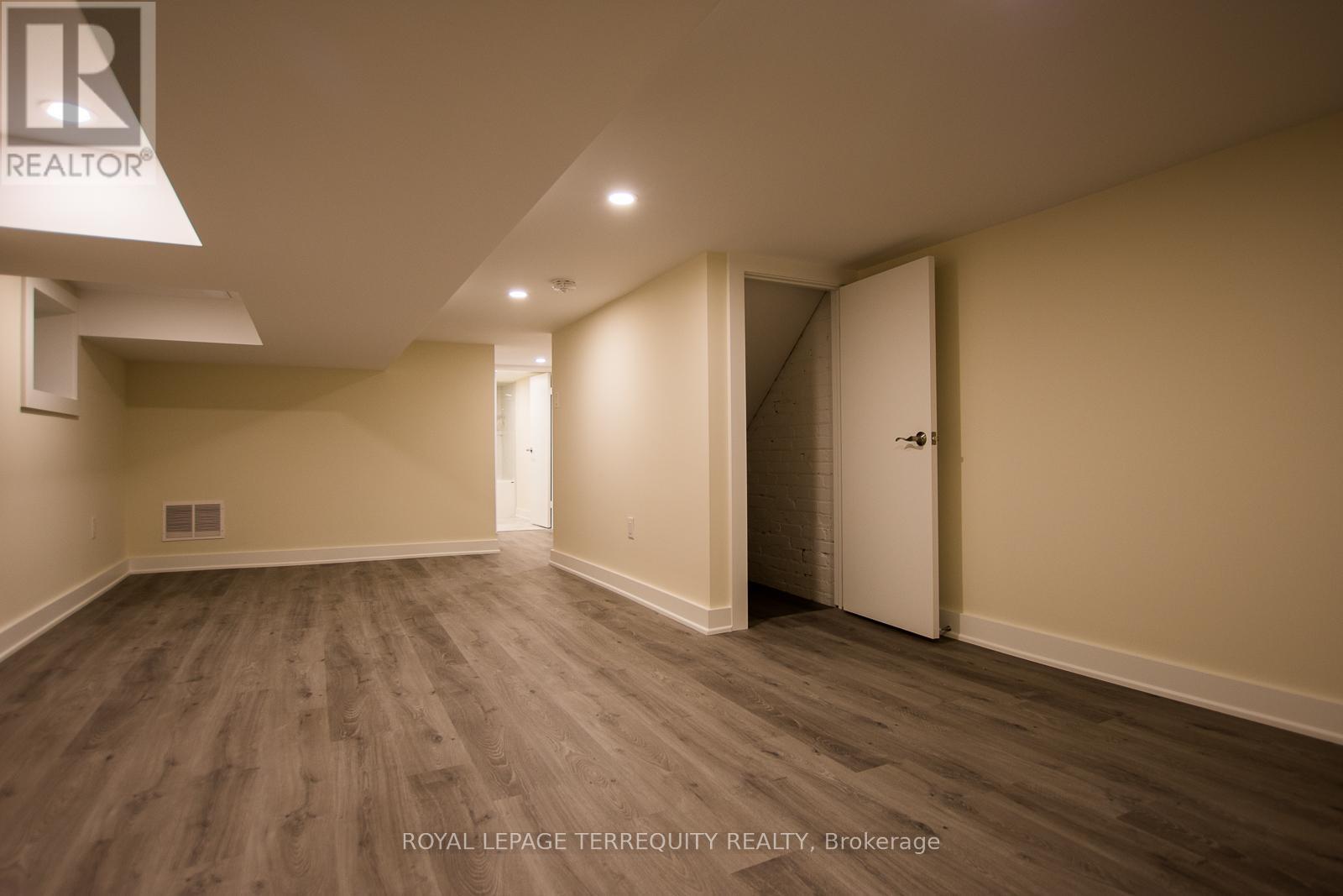 28 Bartlett Avenue, Toronto, Ontario  M6H 3E6 - Photo 24 - W12649522