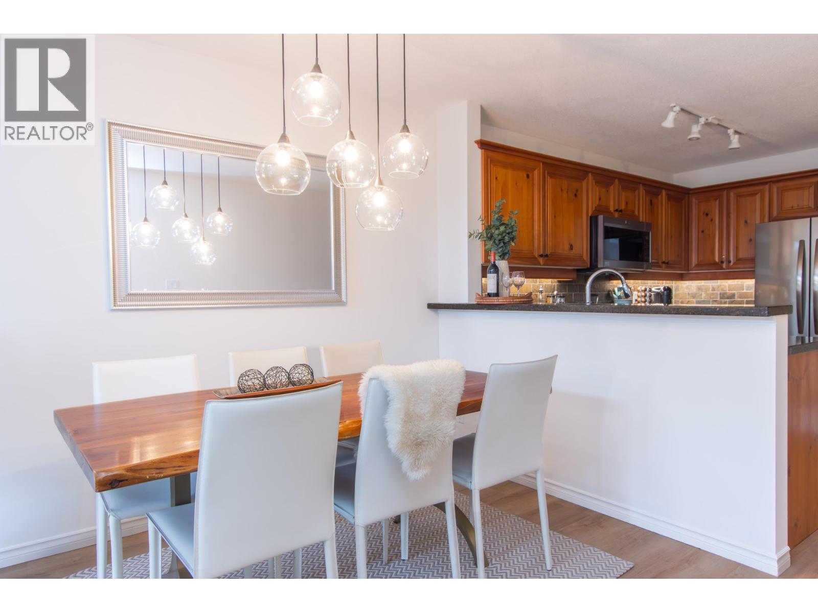 7 4890 Painted Cliff Road, Whistler, British Columbia  V8E 1C9 - Photo 5 - R3074650