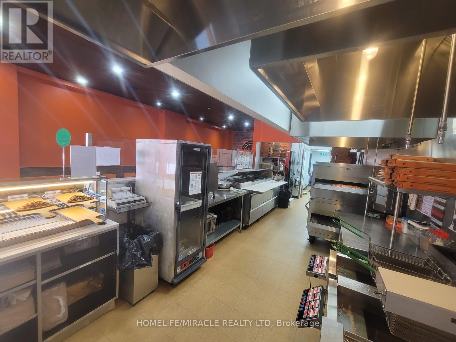 297 Scott Street, Fort Frances, Ontario  P9A 1G8 - Photo 3 - X12649656