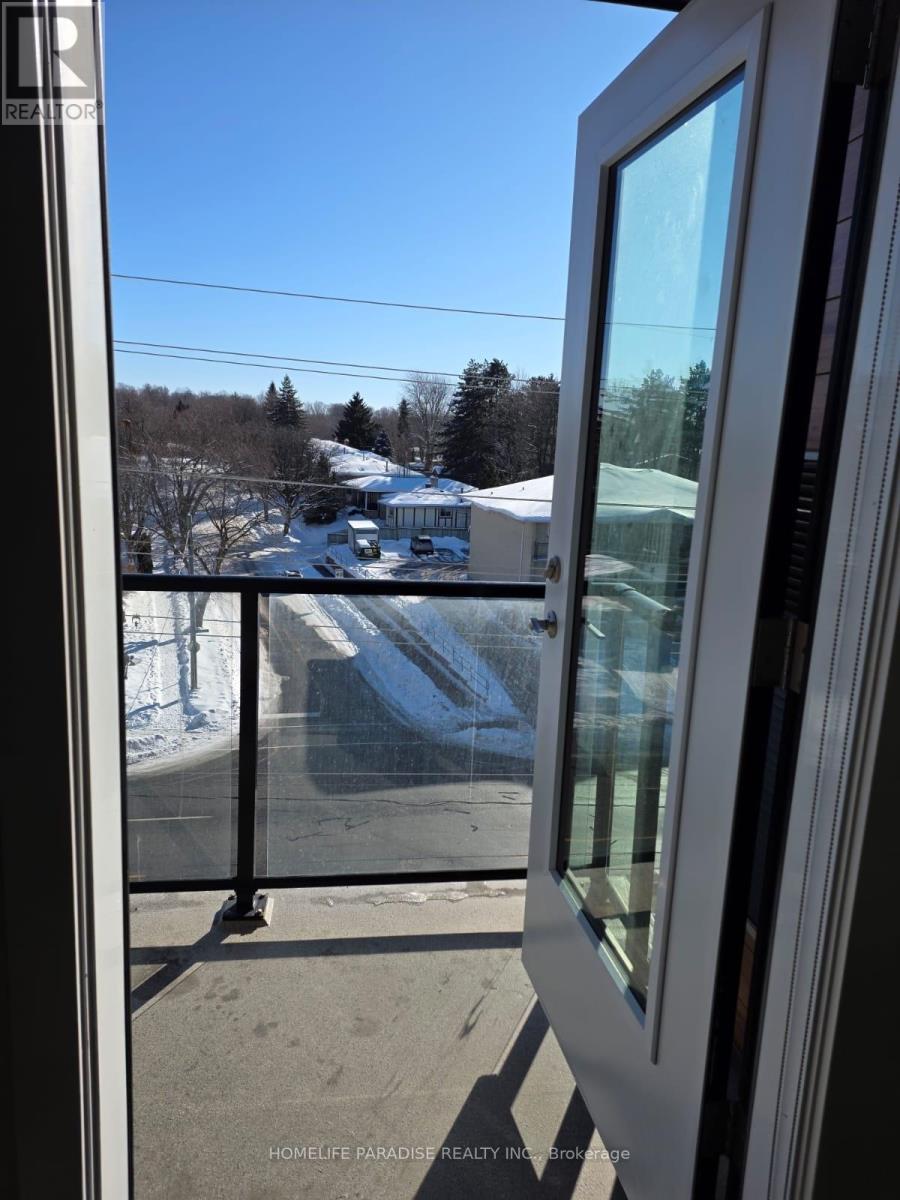 416 - 312 Erb Street W, Waterloo, Ontario  N2L 1W3 - Photo 13 - X12576290