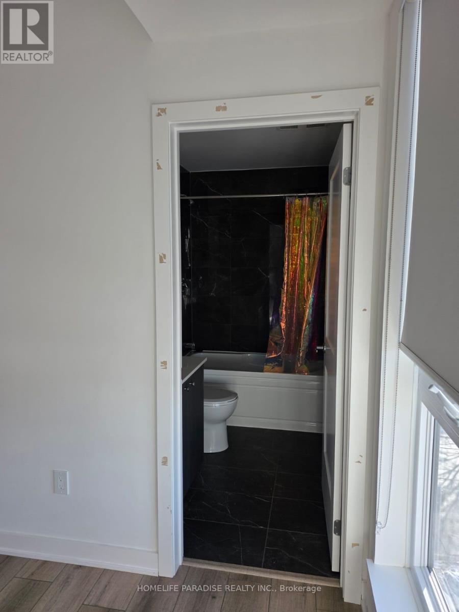 416 - 312 Erb Street W, Waterloo, Ontario  N2L 1W3 - Photo 18 - X12576290