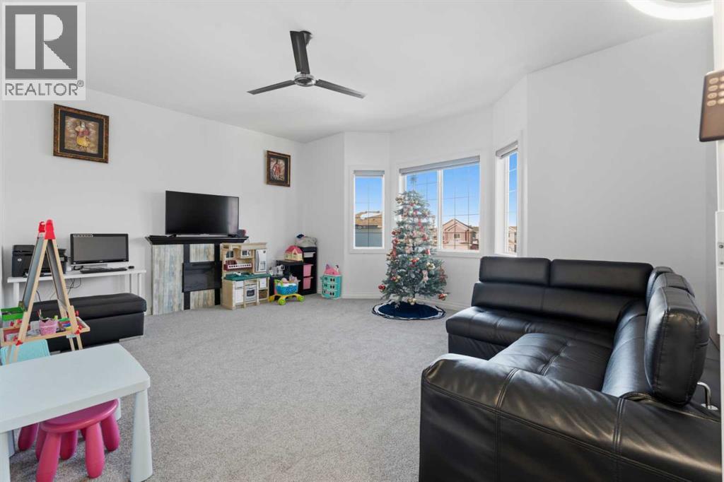 325 Bayside Place Sw, Airdrie, Alberta  T4B 2X5 - Photo 17 - A2276084