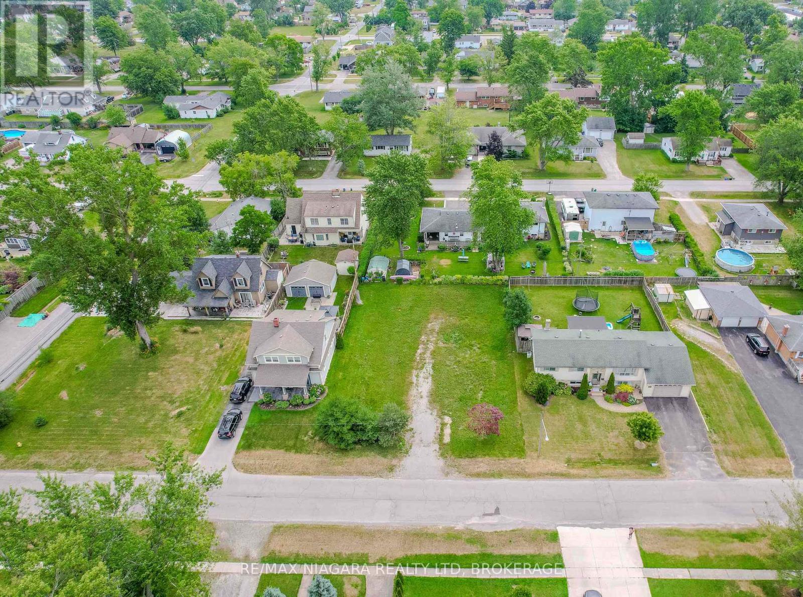 452.5 Lot 2 Ferndale Avenue, Fort Erie (Crescent Park), Ontario  L2A 5C4 - Photo 14 - X12649670