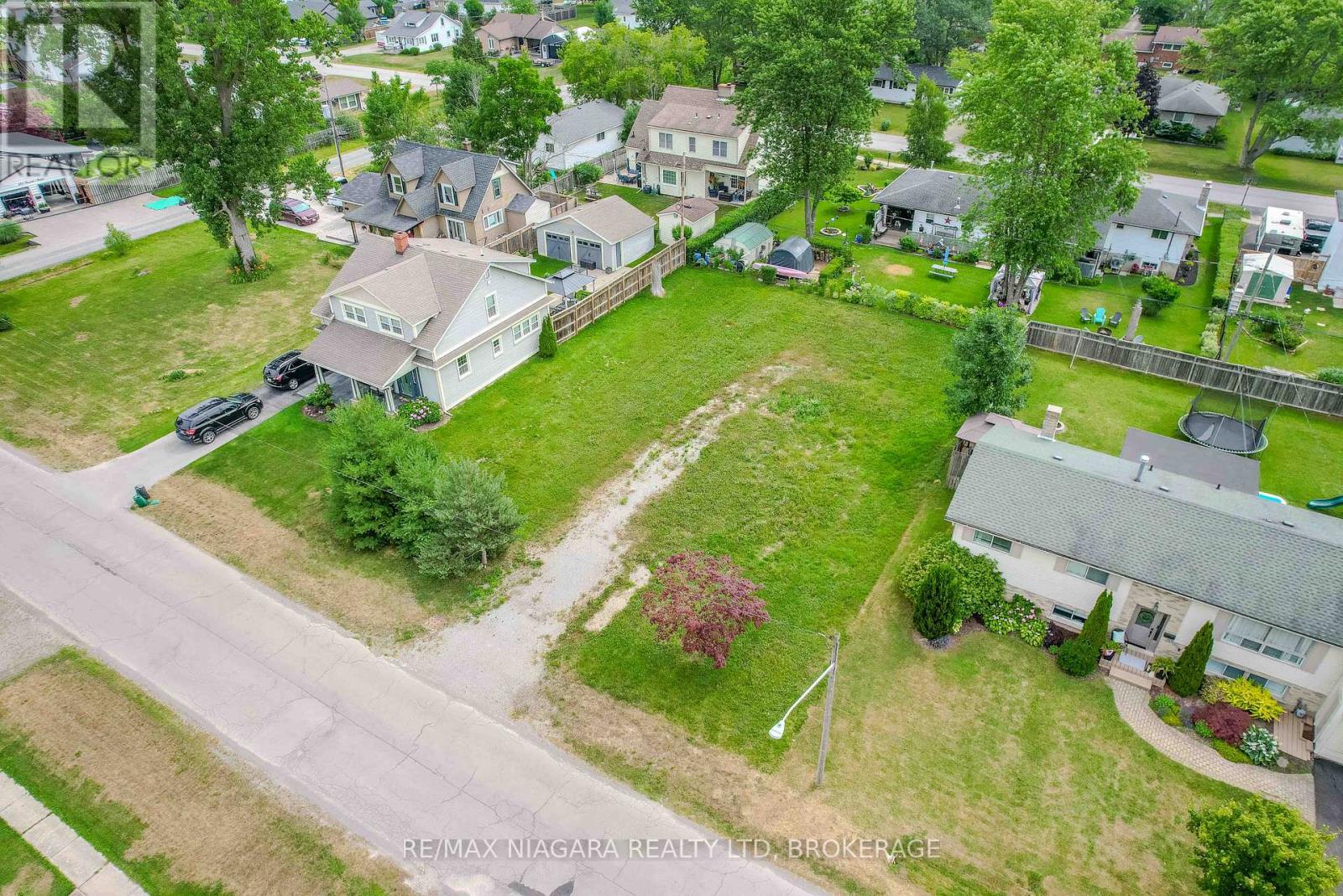 452.5 Lot 2 Ferndale Avenue, Fort Erie (Crescent Park), Ontario  L2A 5C4 - Photo 3 - X12649670