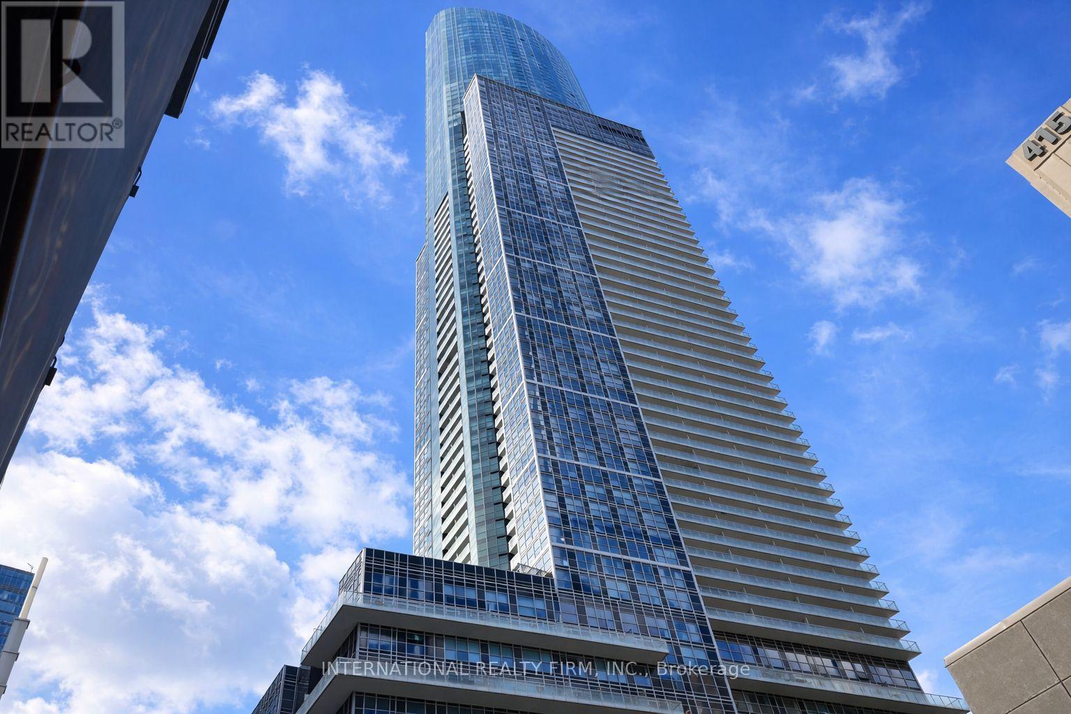 6805 - 388 YONGE STREET, Toronto, Ontario