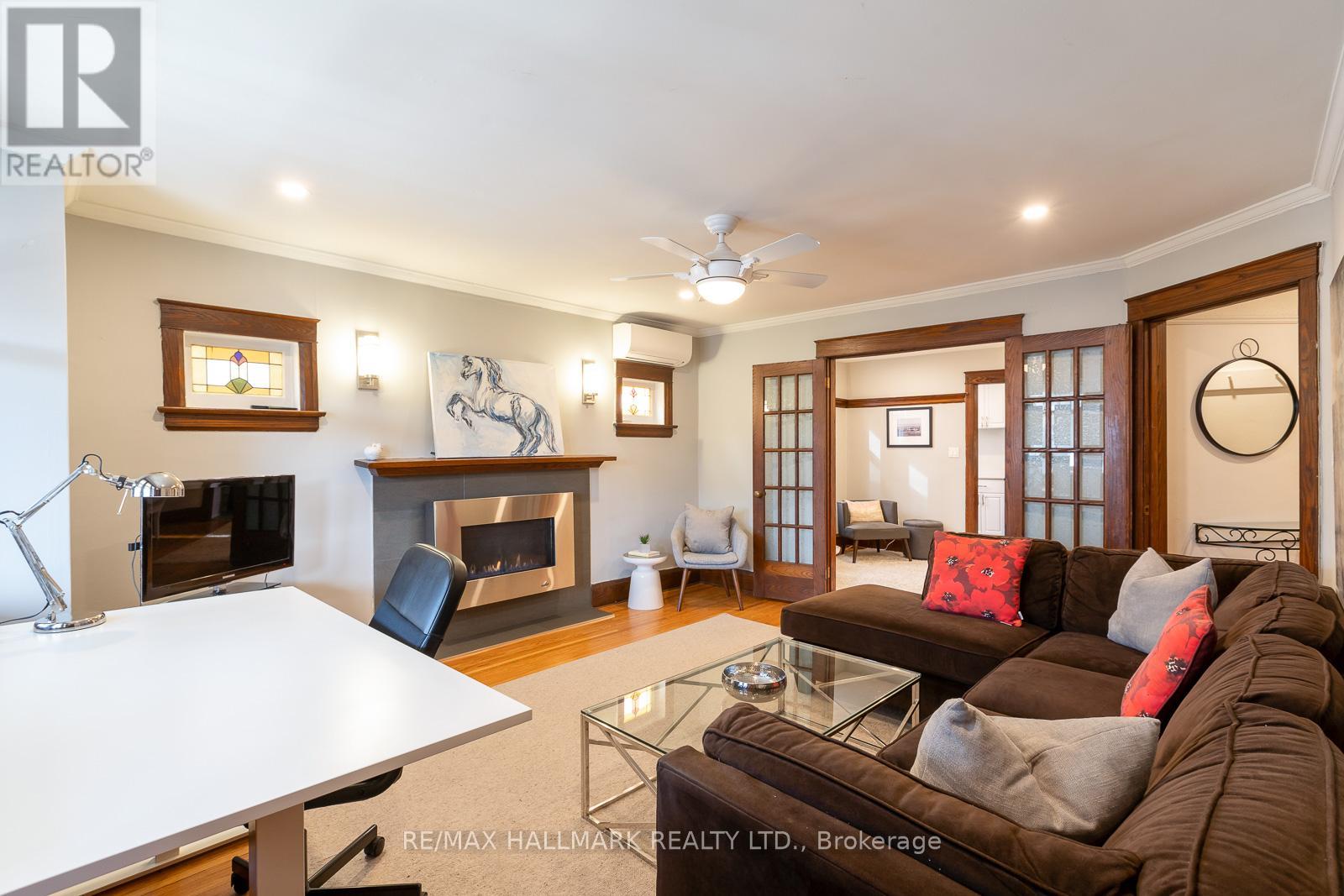 B (Upper) - 27 Hammersmith Avenue, Toronto, Ontario  M4E 2W3 - Photo 4 - E12649684