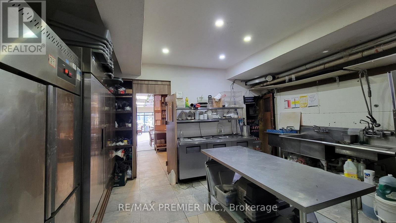 Main - 516 Danforth Avenue, Toronto, Ontario  M4K 1P6 - Photo 14 - E12649690