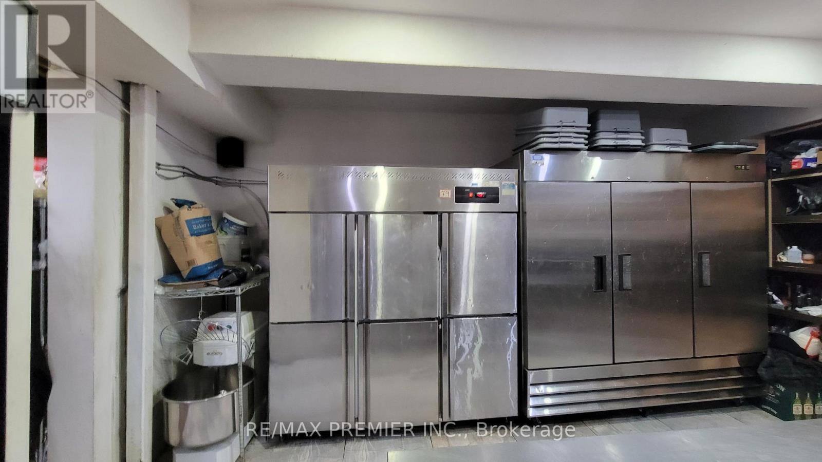 Main - 516 Danforth Avenue, Toronto, Ontario  M4K 1P6 - Photo 16 - E12649690