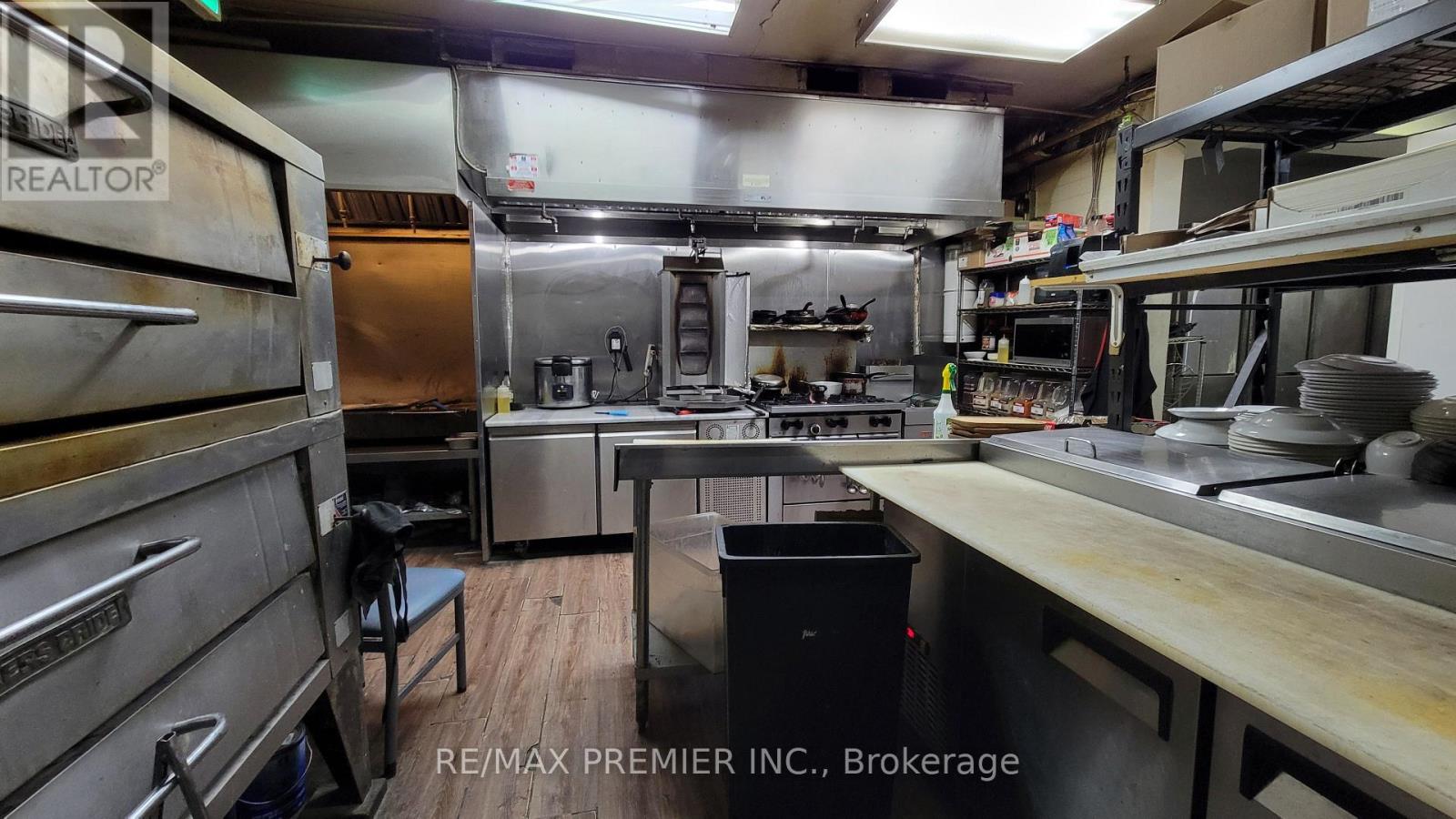 Main - 516 Danforth Avenue, Toronto, Ontario  M4K 1P6 - Photo 18 - E12649690