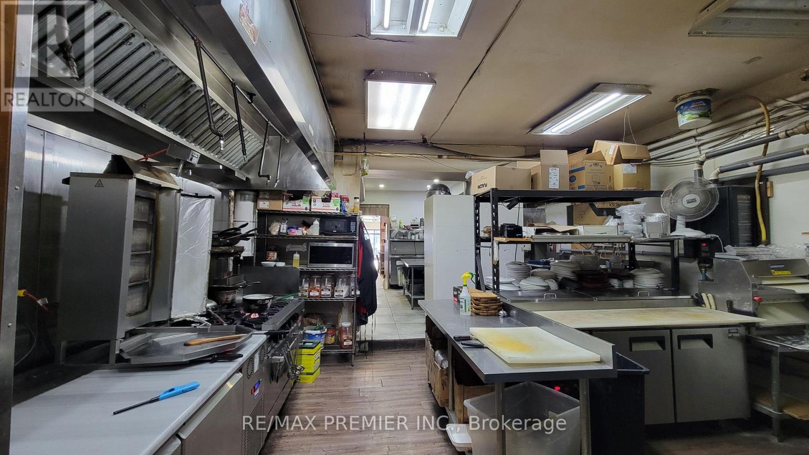 Main - 516 Danforth Avenue, Toronto, Ontario  M4K 1P6 - Photo 20 - E12649690