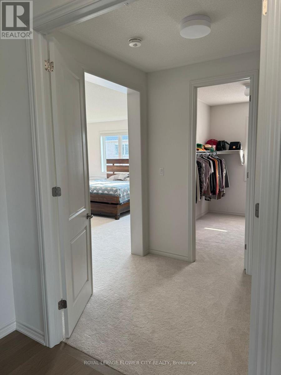 32 Twinleaf Crescent, Adjala-Tosorontio (Colgan), Ontario  L0G 1W0 - Photo 7 - N12649662