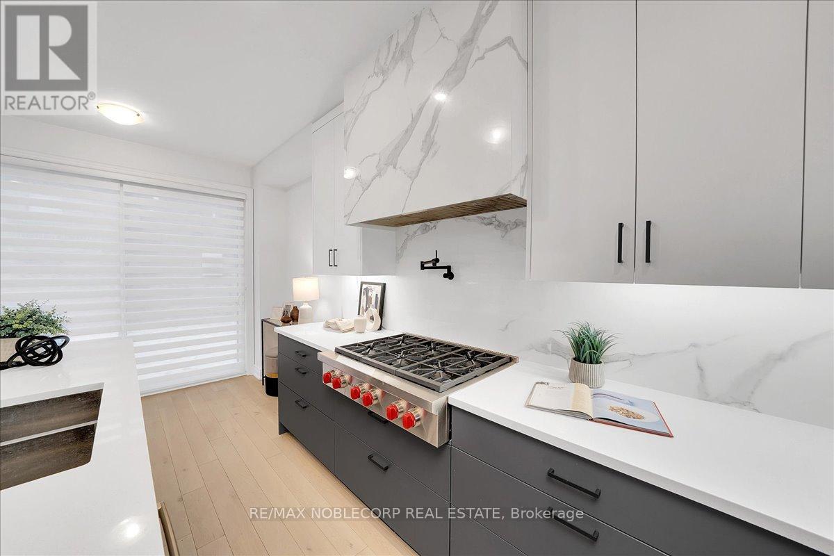 508 Seaview Heights, East Gwillimbury, Ontario  L9N 0Y3 - Photo 24 - N12649674