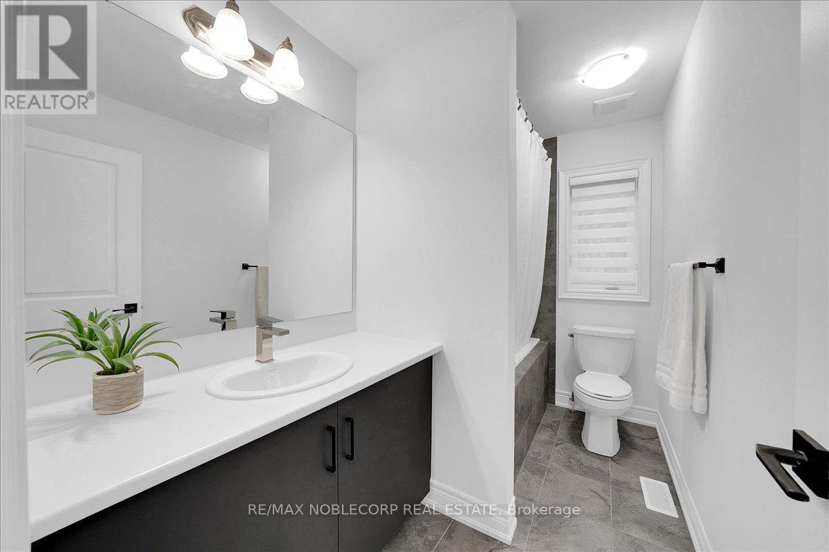 508 Seaview Heights, East Gwillimbury, Ontario  L9N 0Y3 - Photo 36 - N12649674