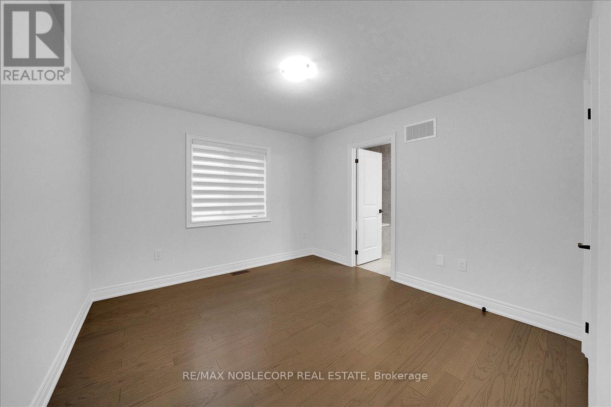 508 Seaview Heights, East Gwillimbury, Ontario  L9N 0Y3 - Photo 38 - N12649674