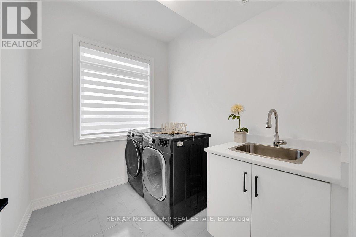 508 Seaview Heights, East Gwillimbury, Ontario  L9N 0Y3 - Photo 44 - N12649674