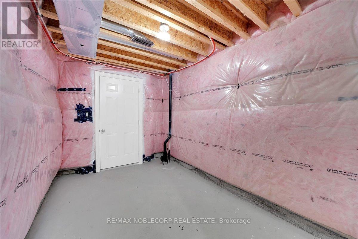 508 Seaview Heights, East Gwillimbury, Ontario  L9N 0Y3 - Photo 48 - N12649674