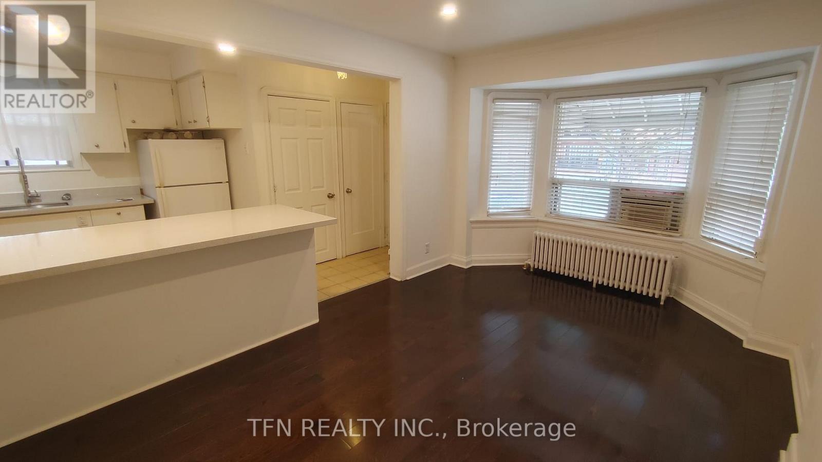 Upper - 138 Times Road, Toronto, Ontario  M6B 3M2 - Photo 3 - W12649672
