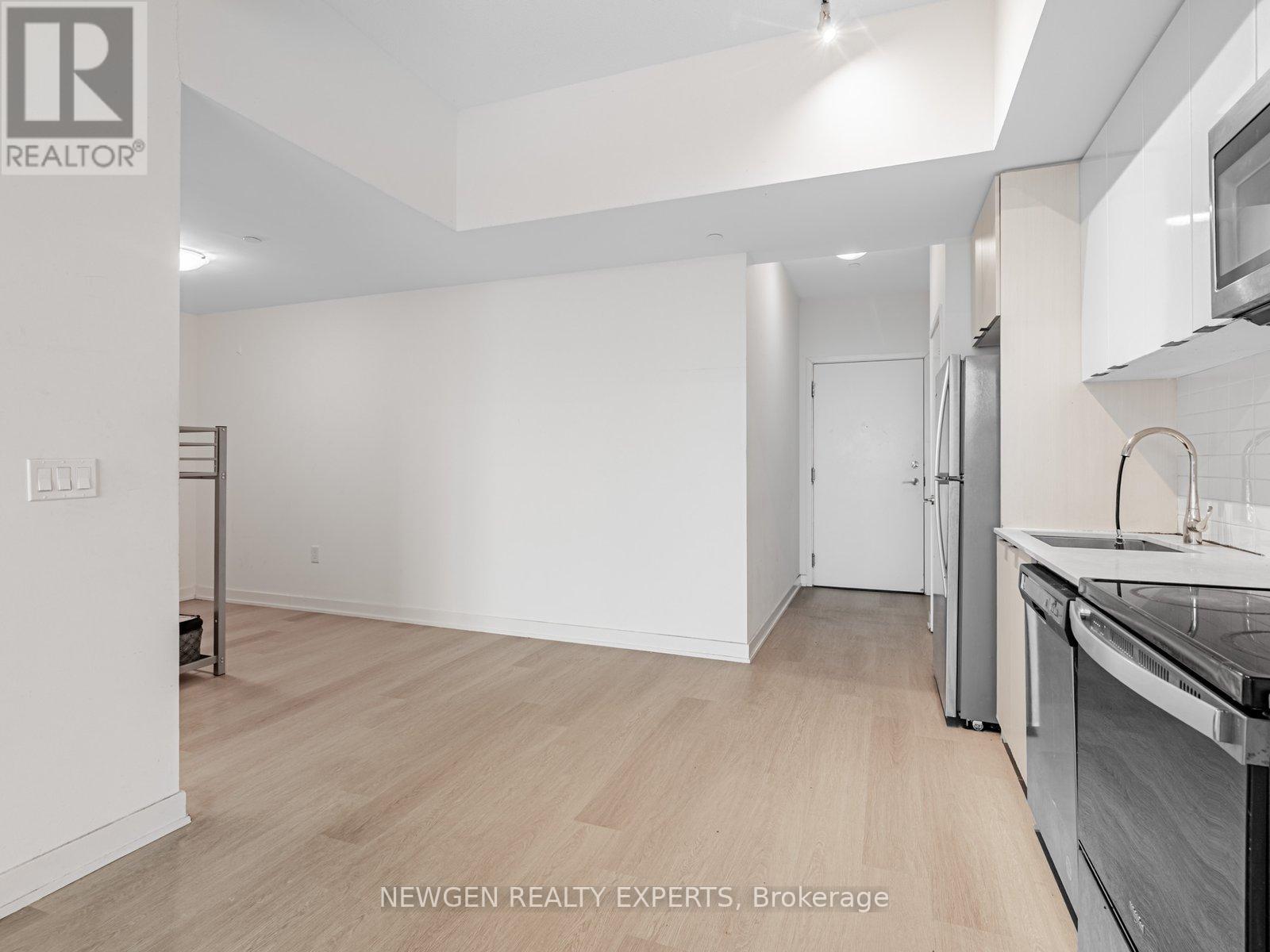 824 - 859 The Queensway, Toronto, Ontario  M8Z 1N8 - Photo 9 - W12649680