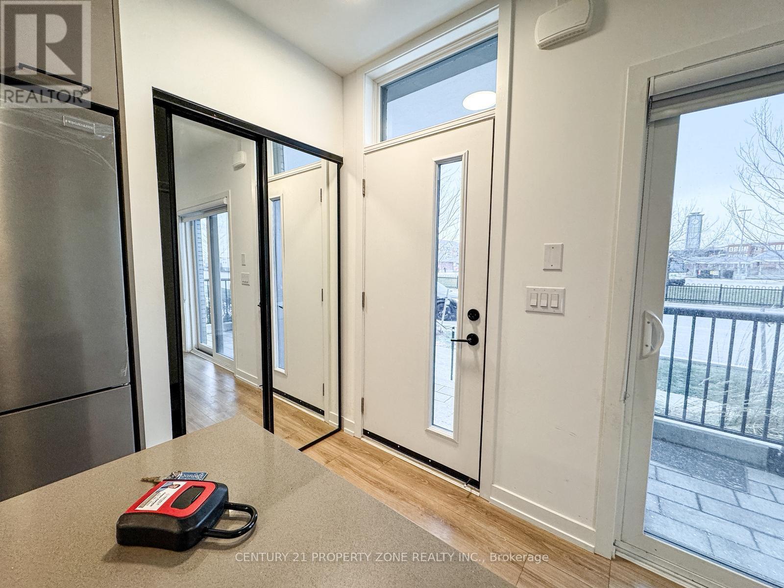 06 - 20 Lagerfeld Drive, Brampton, Ontario  L7A 5L4 - Photo 7 - W12649708