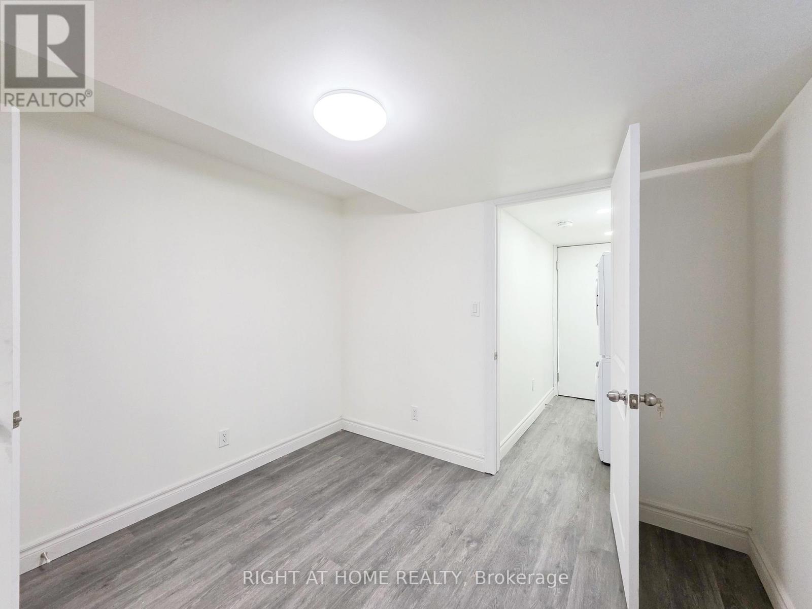 Lower - 948 Broadway Boulevard, Peterborough, Ontario  K9H 0G8 - Photo 10 - X12649702