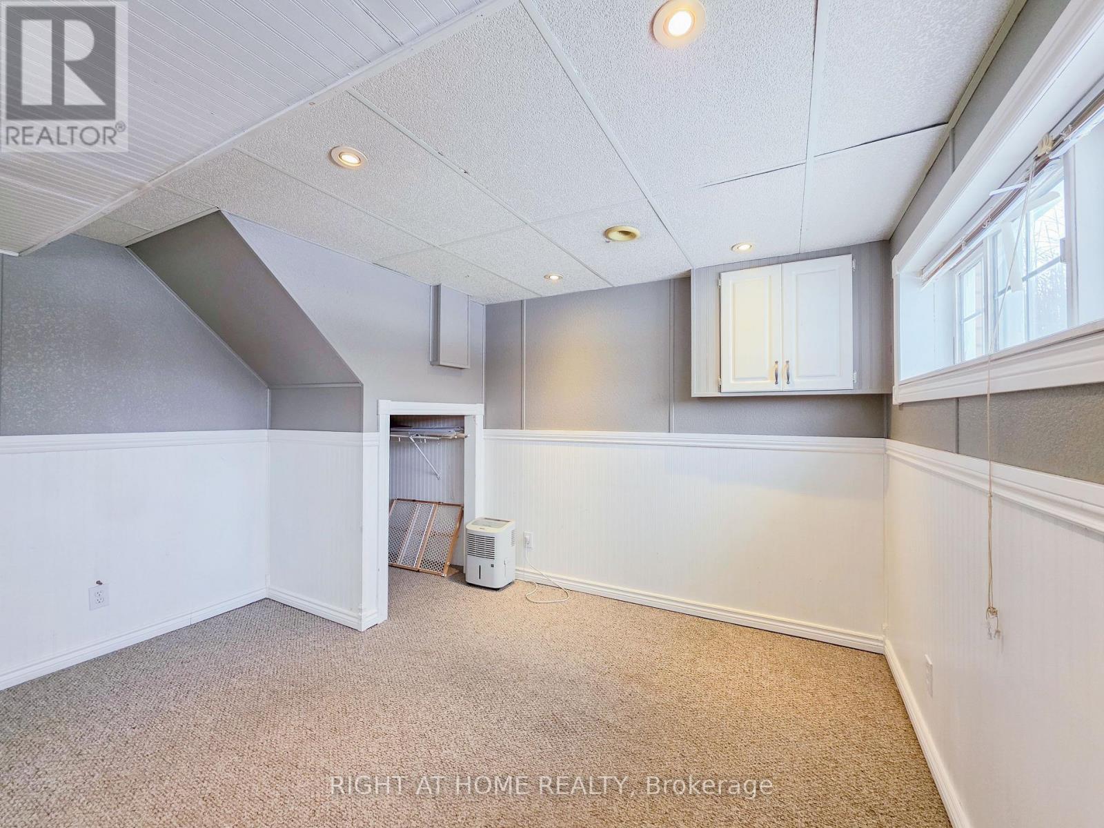 Lower - 168 Towerhill Road, Peterborough, Ontario  K9H 7M8 - Photo 7 - X12649704