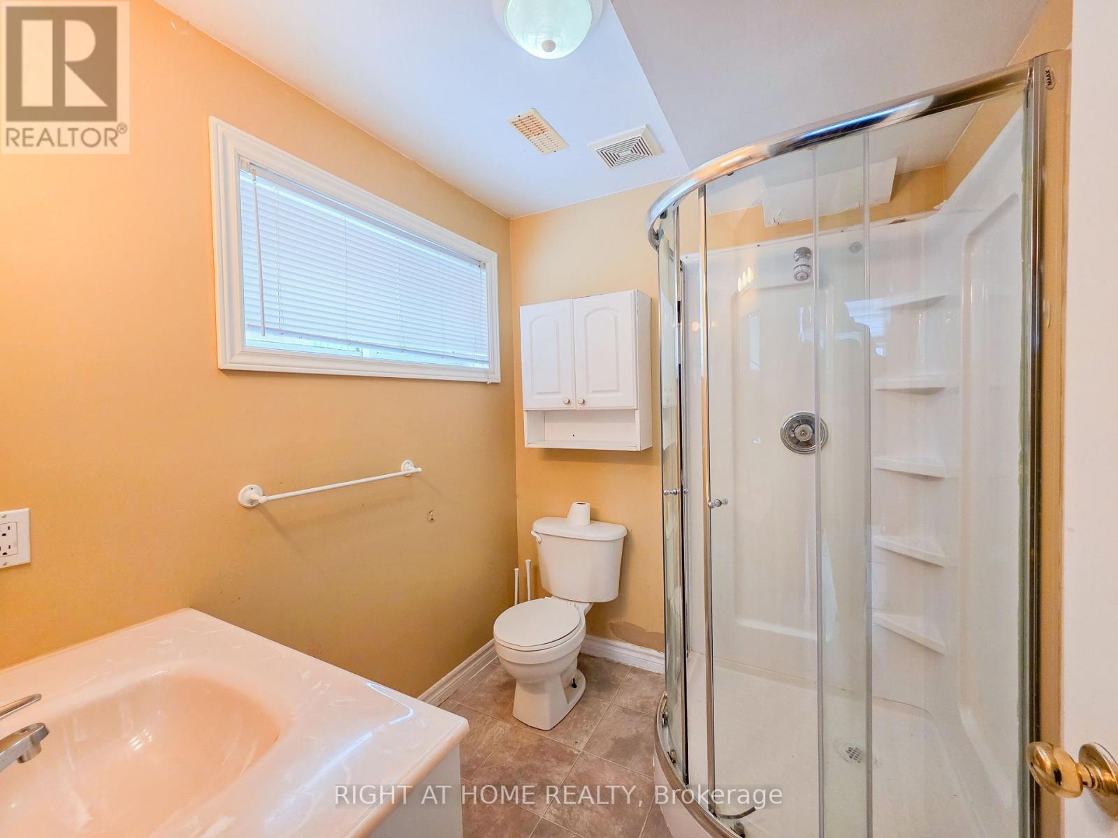 Lower - 168 Towerhill Road, Peterborough, Ontario  K9H 7M8 - Photo 9 - X12649704