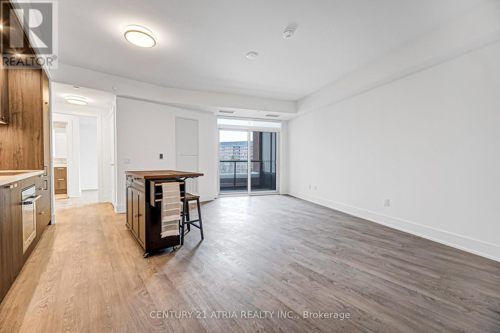 424 - 259 THE KINGSWAY, Toronto, Ontario